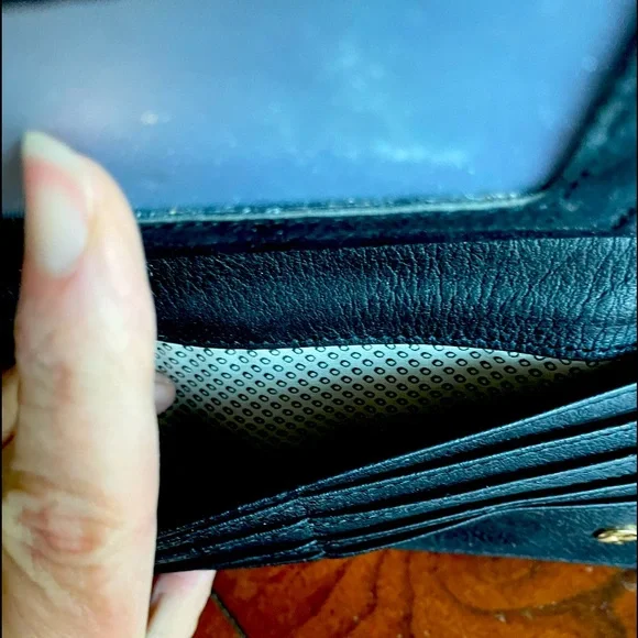 Black, Wallet - Picture 4 of 4